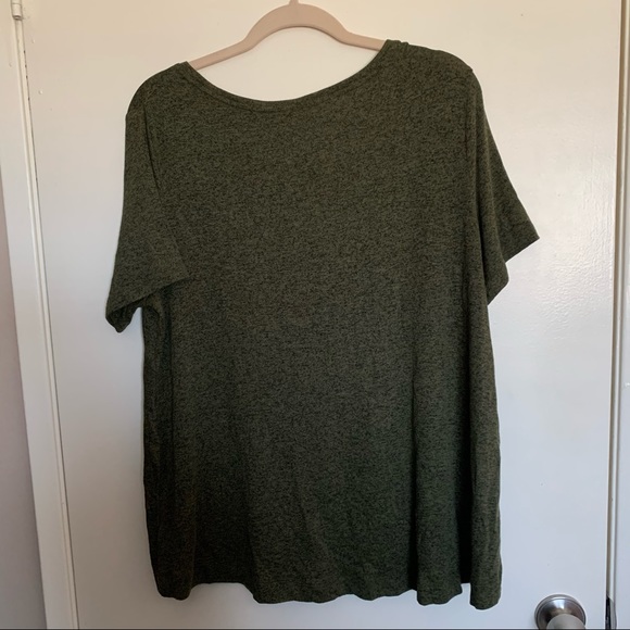 Old Navy Olive Thicker Tshirt - Picture 3 of 3